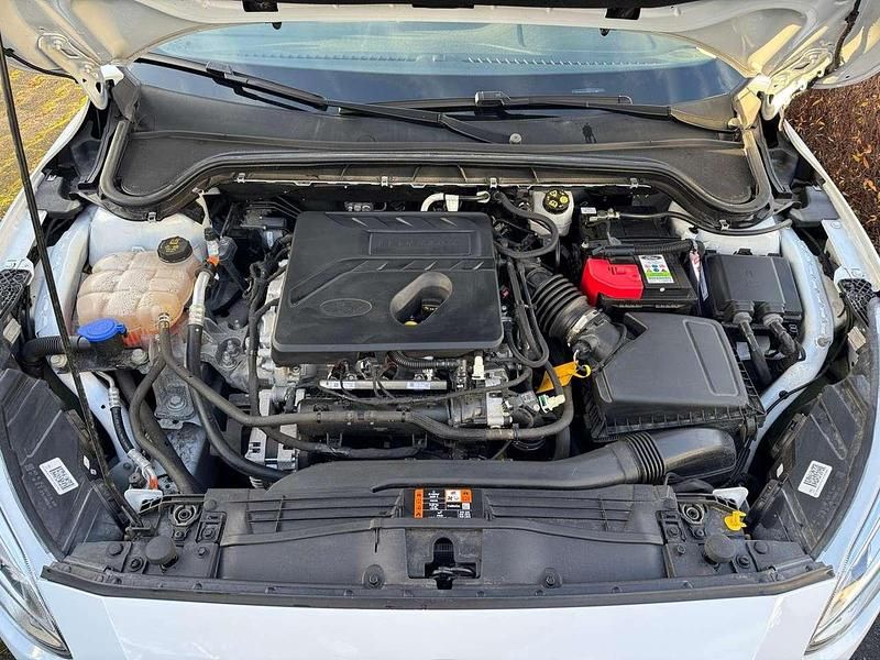 Gebraucht Ford Focus Titanium 150 PS (110 kW) 2021 Weiß Kombi