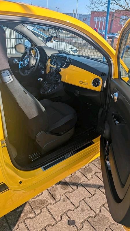 Gebraucht Abarth 595 145 PS (106 kW) 2016 Gelb Kleinwagen