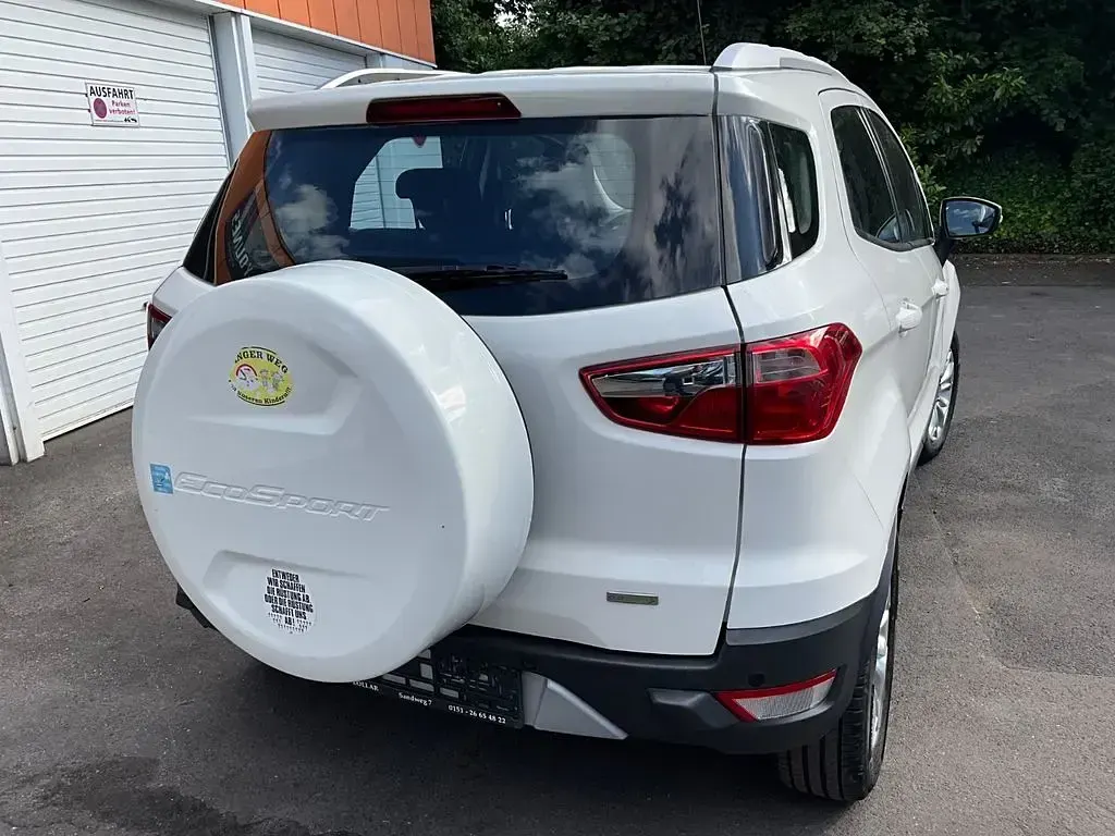 Gebraucht Ford Ecosport Titanium 125 PS (91 kW) 2015 Weiß SUV