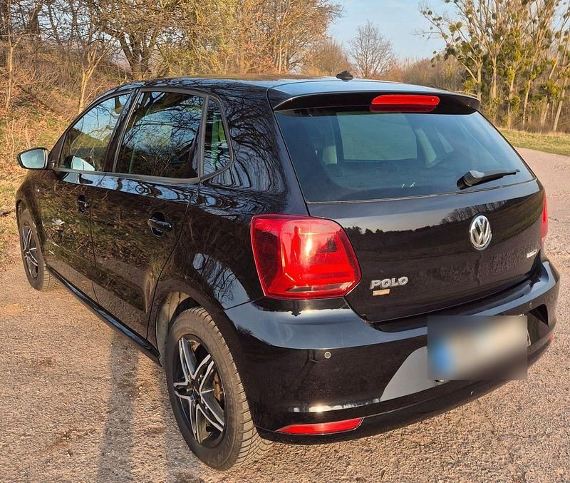 Gebraucht VW Polo LOUNGE 75 PS (55 kW) 2015 Schwarz Kleinwagen