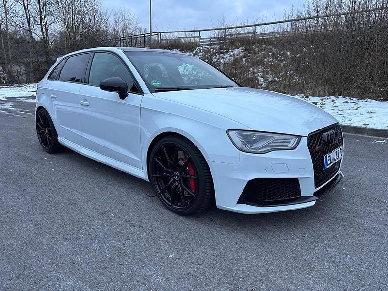 Gebraucht Audi RS3 Ambiente 367 PS (269 kW) 2016 Weiß Limousine