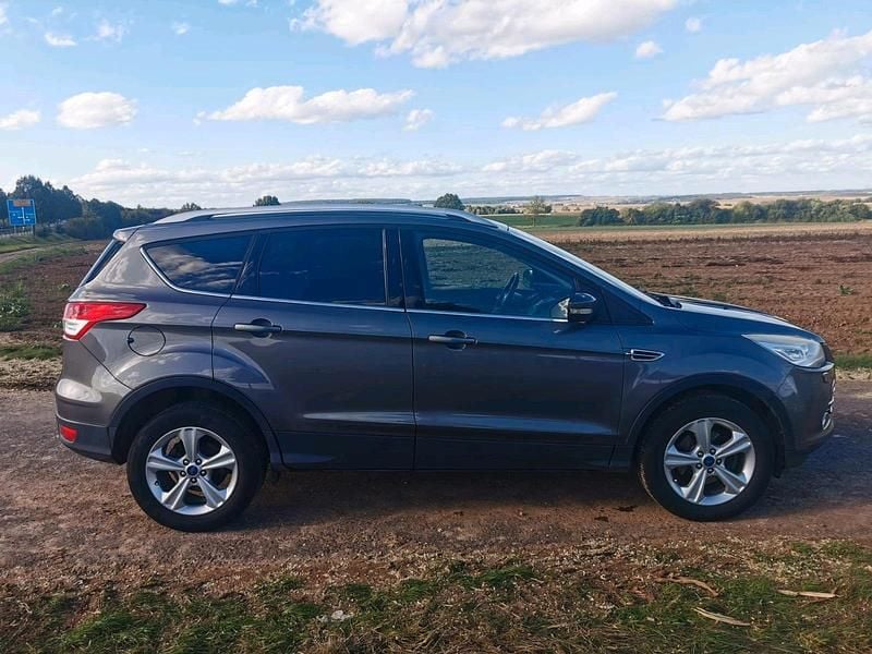 Grau Gebraucht 2014 Ford Kuga SUV | 10.000 € (Superpreis) - Bild 1/4