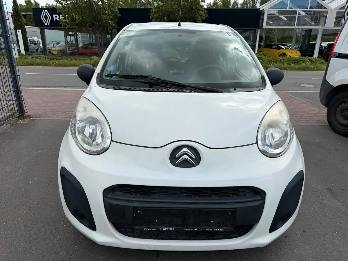 Gebraucht Citroën C1 68 PS (50 kW) 2013 Weiß Kleinwagen