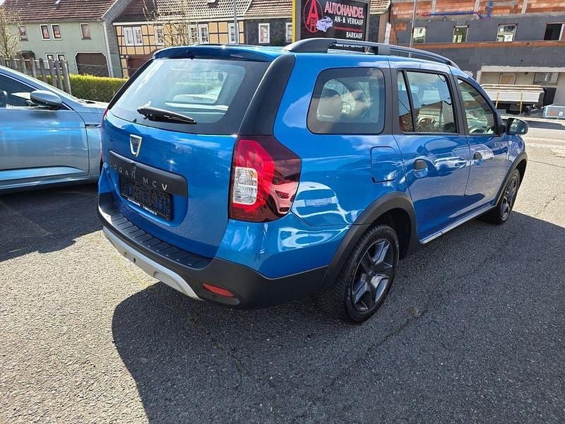 Gebraucht Dacia Logan MCV Celebration 90 PS (66 kW) 2017 Blau Kombi