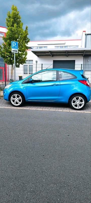 Second-hand Ford Ka 69 CP (50 kW) 2011 Albastru Hatchback