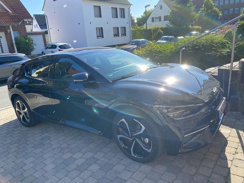 Schwarz Gebraucht 2022 Kia EV6 2 SUV | 36.450 € (Guter Preis) - Bild 1/4