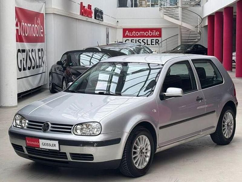 Silber Gebraucht 2002 VW Golf IV Trendline Limousine | 1.499 € (Fairer Preis) - Bild 1/4