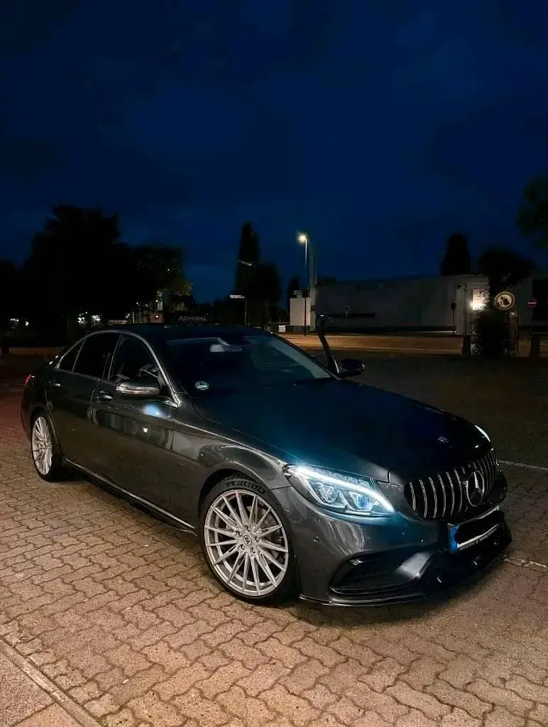 Gebraucht Mercedes C220 170 PS (125 kW) 2015 Grau Limousine