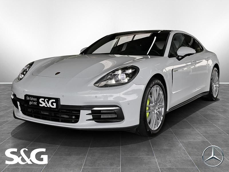 Obsidianschwarz metallic Gebraucht 2019 Porsche Panamera 4 Limousine | 64.890 € (Superpreis) - Bild 1/4