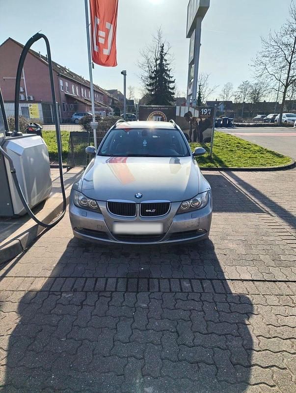 Second-hand BMW 320 163 CP (119 kW) 2007 Gri Break