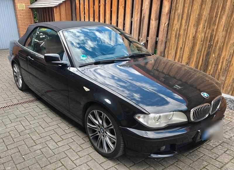 Gebraucht BMW 330 231 PS (169 kW) 2004 Schwarz Cabrio