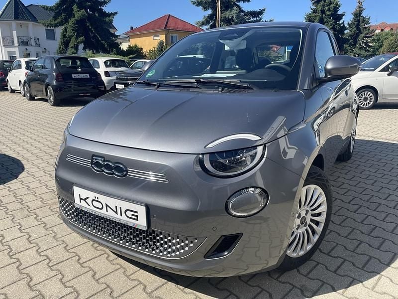 Grau Gebraucht 2023 Fiat 500e Kleinwagen | 19.999 € (Superpreis) - Bild 1/2