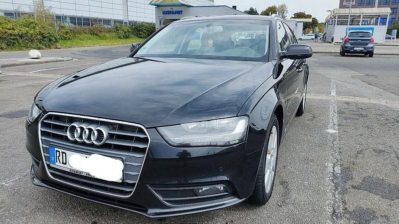 Schwarz Gebraucht 2015 Audi A4 Kombi | 7.950 € (Superpreis) - Bild 1/4
