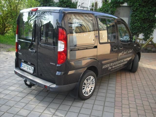 Gebraucht Fiat Doblò Dynamic 120 PS (88 kW) 2006 Schwarz metallic Van / Kleinbus