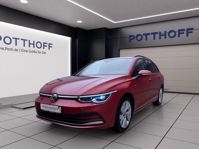 Rot Gebraucht 2021 VW Golf VII Style Kombi | 20.443 € (Fairer Preis) - Bild 1/4