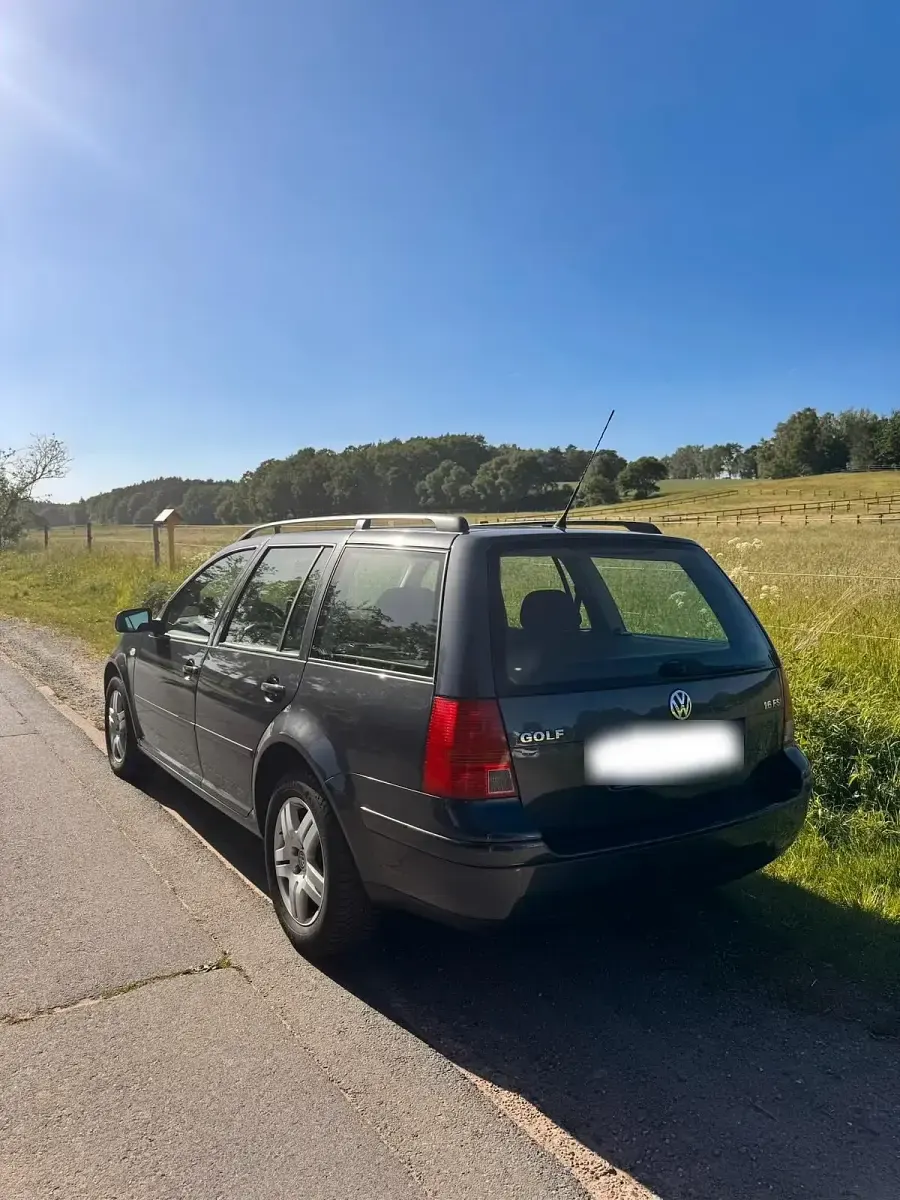 Gebraucht VW Golf IV Highline 110 PS (80 kW) 2003 Grau Kombi