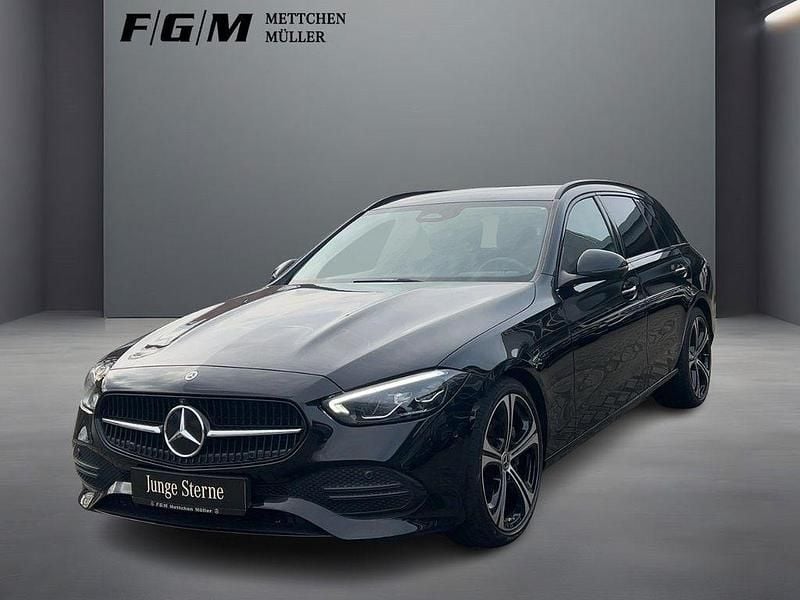 Gebraucht Mercedes C300 Avantgarde 265 PS (194 kW) 2023 Unilack schwarz Kombi