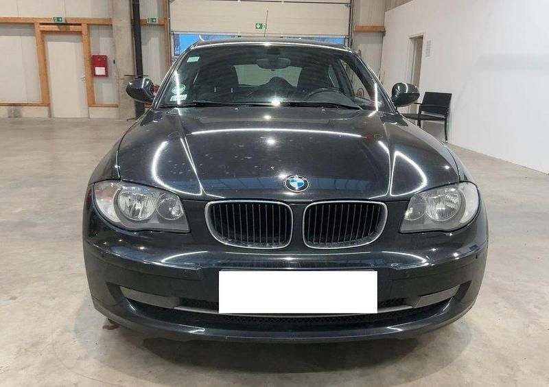 Gebraucht BMW 116 Advantage 122 PS (89 kW) 2011 Grau Kleinwagen