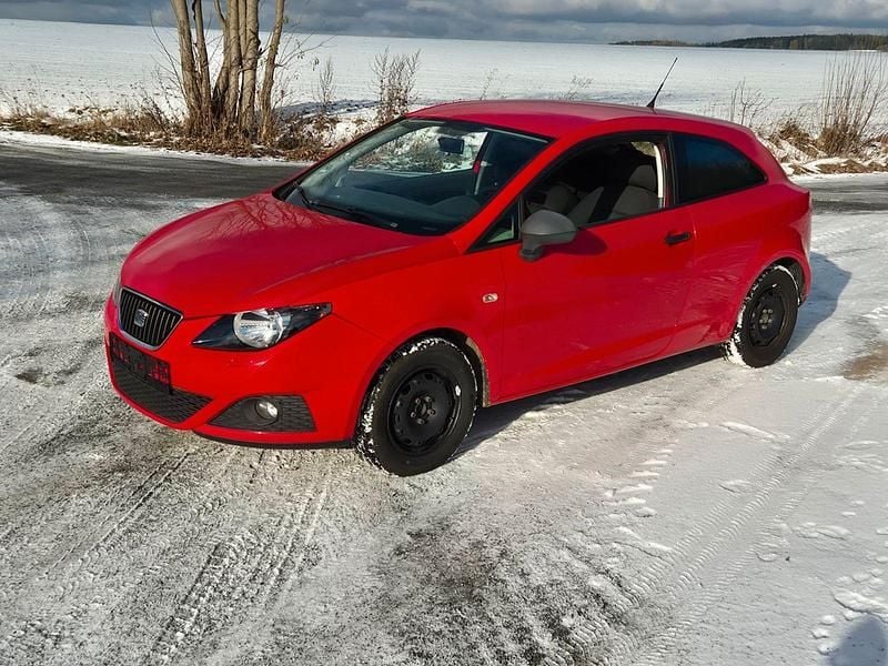 Rot Gebraucht 2012 Seat Ibiza Style Kleinwagen | 3.500 € (Guter Preis) - Bild 1/4
