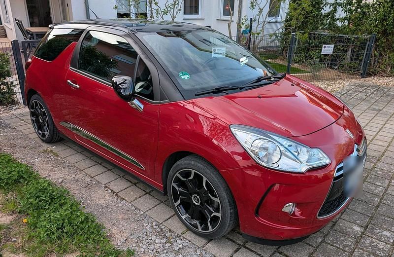 Gebraucht Citroën DS3 Sport Chic 156 PS (114 kW) 2014 Rot Limousine