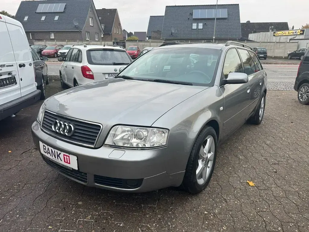 Gebraucht Audi A6 Comfort 131 PS (96 kW) 2001 Grau Kombi