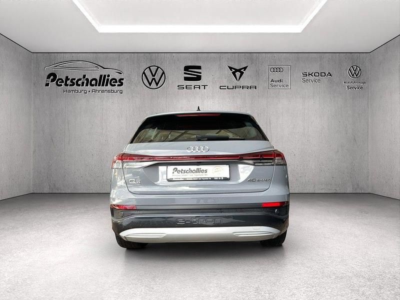 Gebraucht Audi Q4 e-tron Ambiente 150 kW (204 PS) 2022 Grau SUV