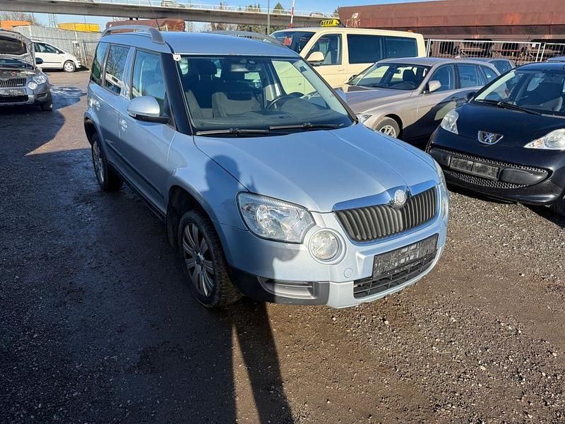 Blau Gebraucht 2009 Skoda Yeti Experience SUV | 3.290 € (Superpreis) - Bild 1/4