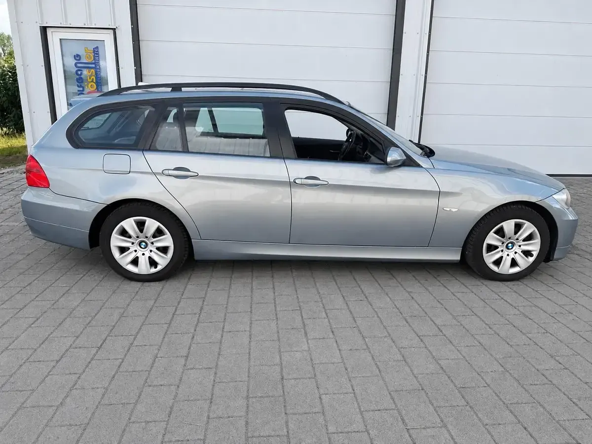 Gebraucht BMW 318 129 PS (94 kW) 2006 Andere farben Kombi