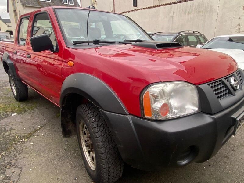 Rot Gebraucht 2008 Nissan Navara Abholung | 4.990 € - Bild 1/4