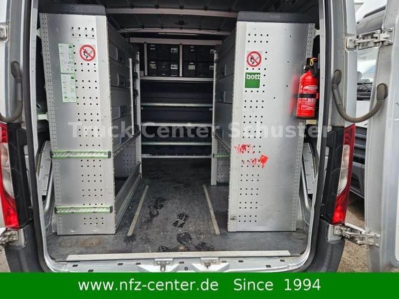 Gebraucht Mercedes Sprinter 143 PS (105 kW) 2020 Iridiumsilber (metallic) Van