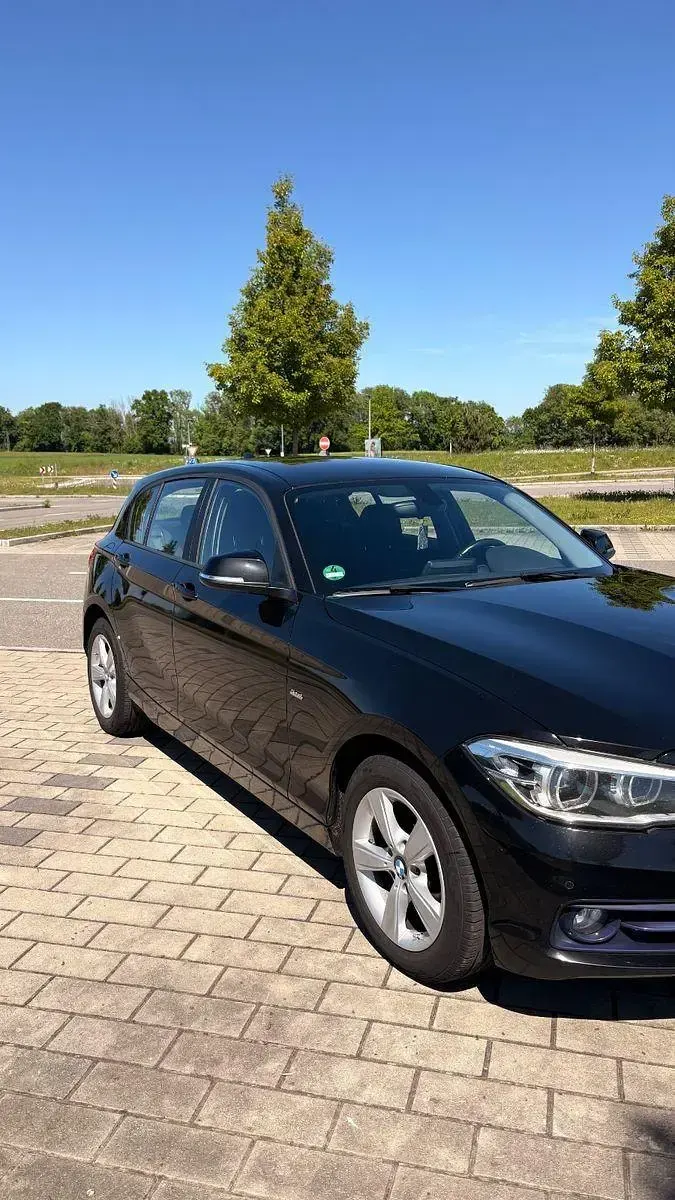 Gebraucht BMW 116 M Sport 116 PS (85 kW) 2017 Schwarz Kleinwagen