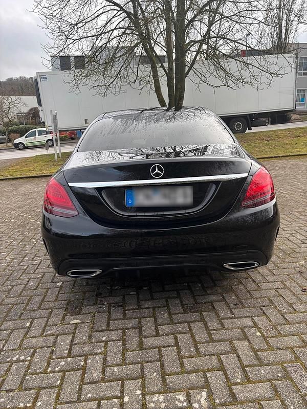 Gebraucht Mercedes C220 190 PS (139 kW) 2020 Schwarz Limousine