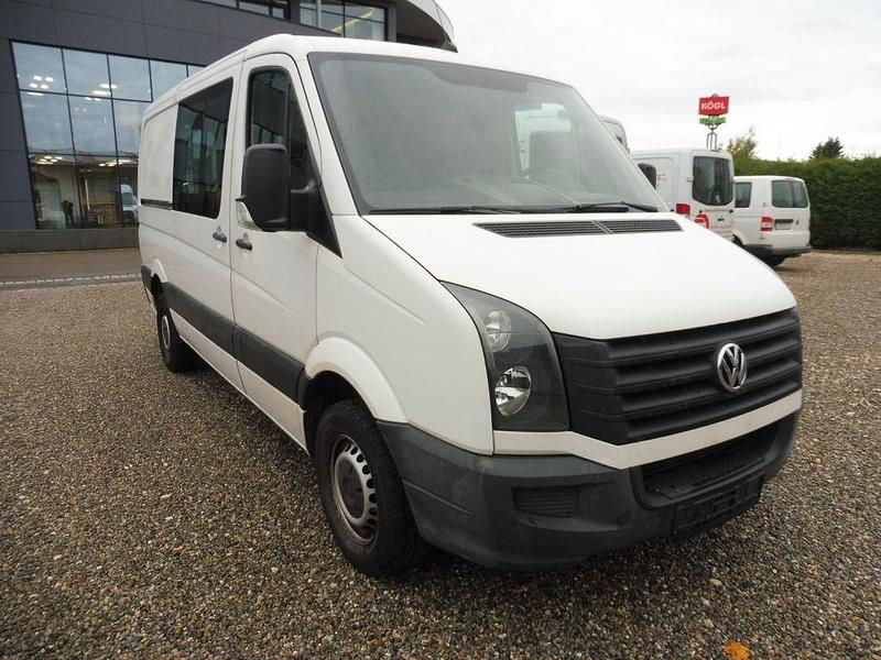 Weiß Gebraucht 2016 VW Crafter Van | 5.990 € (Guter Preis) - Bild 1/4