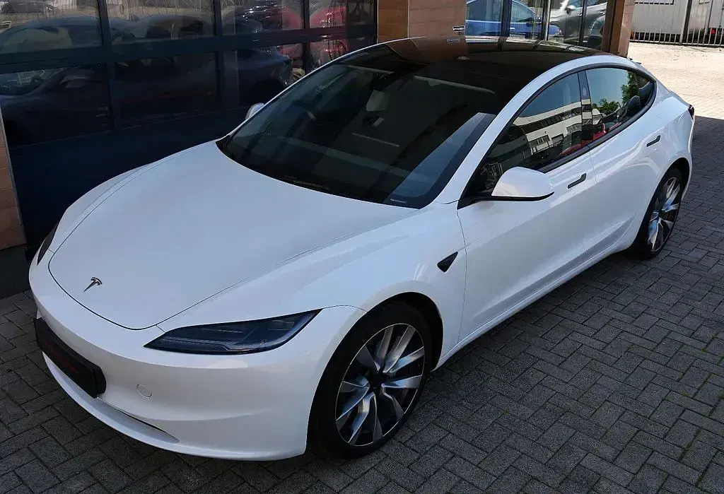 Usado Tesla Model 3 366 kW (498 CV) 2024 Blanco Berlina