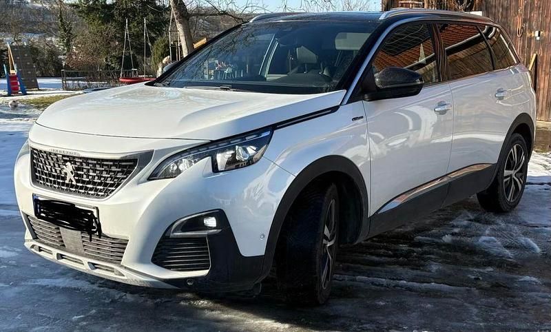 Weiß Gebraucht 2017 Peugeot 5008 Allure SUV | 18.800 € (Guter Preis) - Bild 1/4