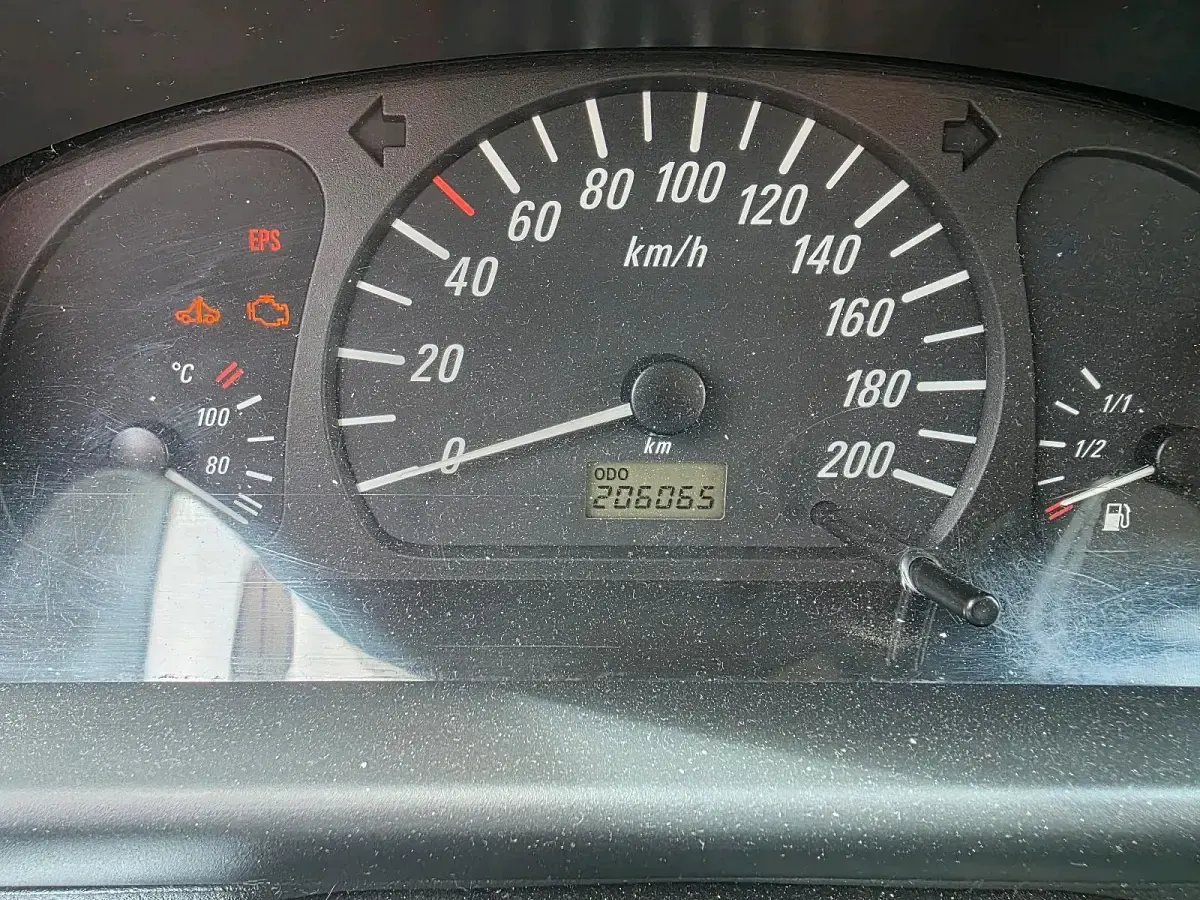 Gebraucht Opel Agila 60 PS (44 kW) 2005 Weiß Van / Kleinbus