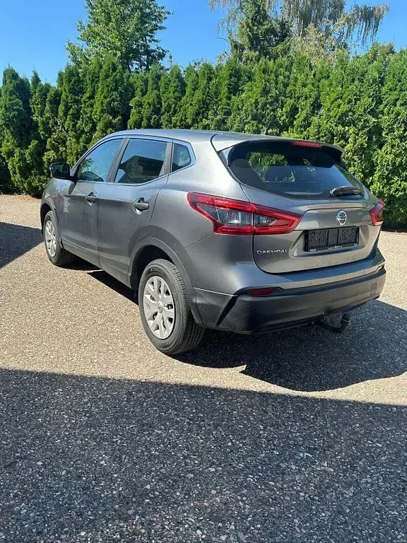 Gebraucht Nissan Qashqai Visia 116 PS (85 kW) 2018 Grau SUV