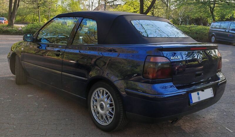 Gebraucht VW Golf Cabriolet Edition 116 PS (85 kW) 2002 Blau Cabrio