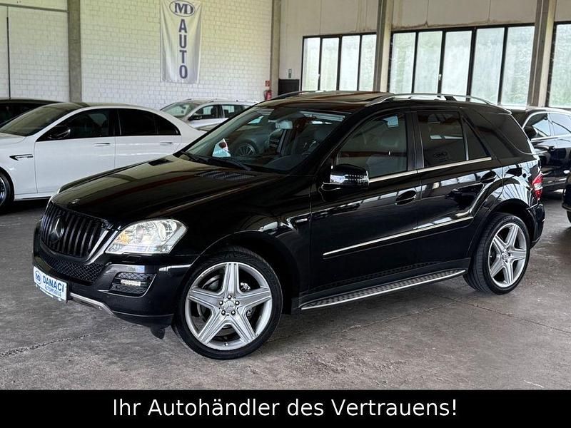 Gebraucht Mercedes ML300 204 PS (150 kW) 2010 Schwarz SUV