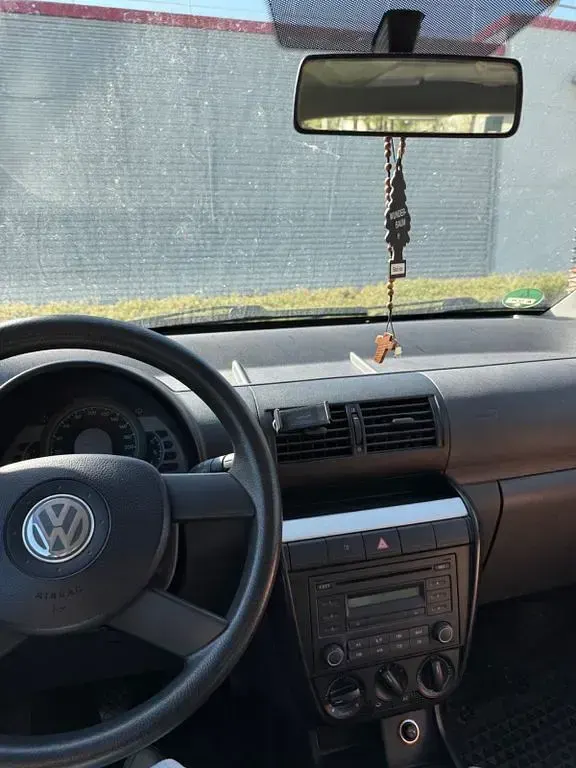 Second-hand VW Fox 75 CP (55 kW) 2006 Negru Hatchback