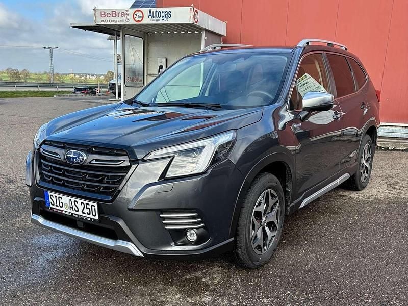 Gebraucht Subaru Forester Comfort 150 PS (110 kW) 2024 Magnetite gray SUV