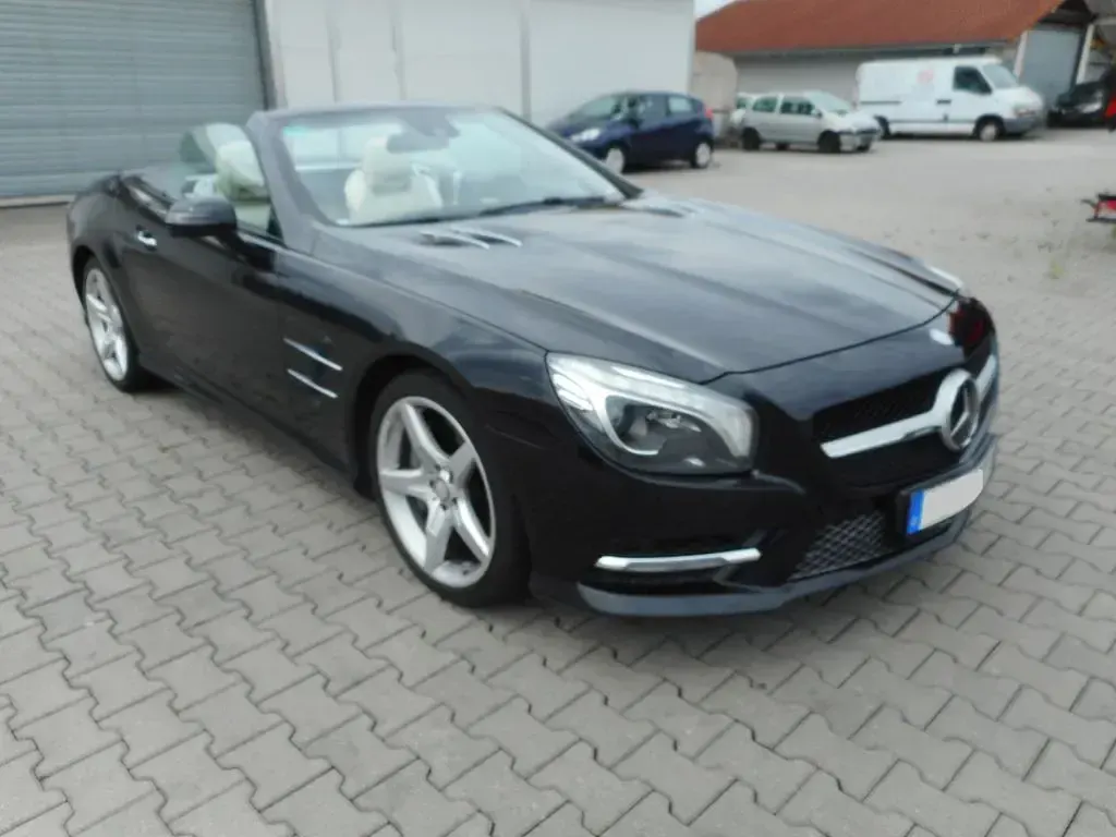 Gebraucht Mercedes SL500 Style 435 PS (319 kW) 2013 Schwarz Cabrio