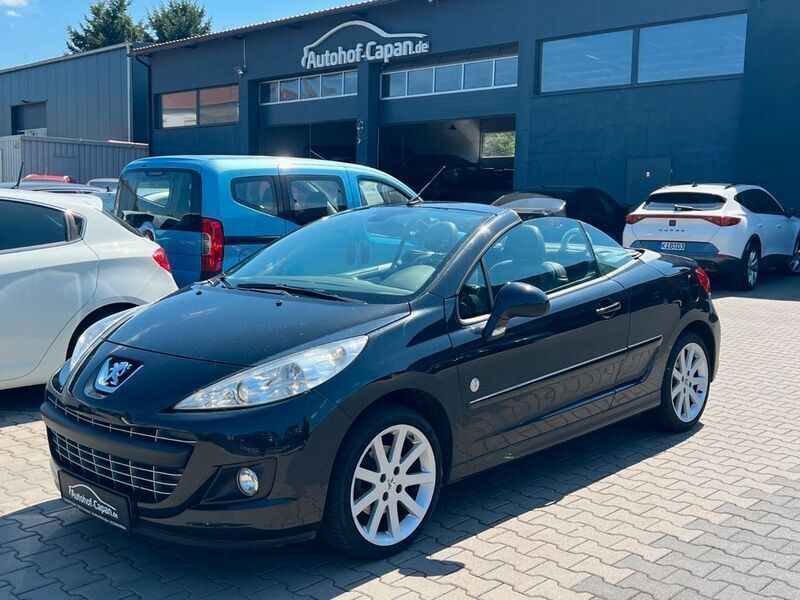 Schwarz Gebraucht 2011 Peugeot 207 CC Roland Garros Cabrio | 4.799 € (Fairer Preis) - Bild 1/4