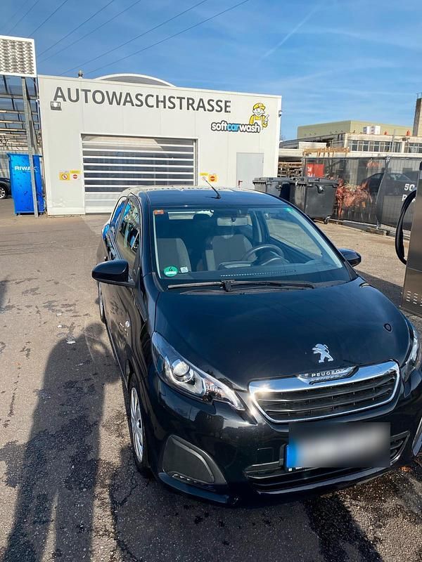 Schwarz Gebraucht 2016 Peugeot 108 Kleinwagen | 7.599 € - Bild 1/4