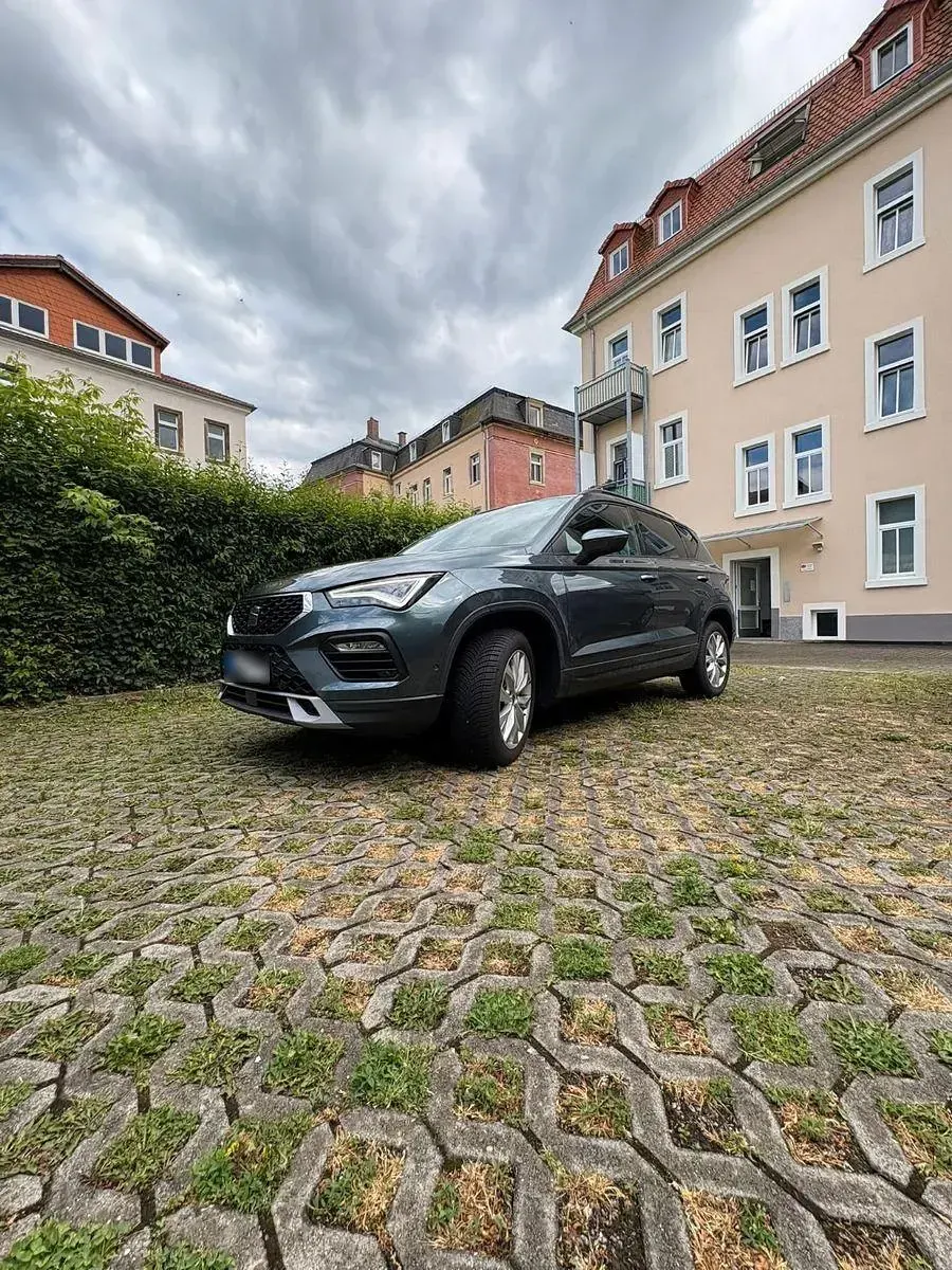 Gebraucht Seat Ateca Style 150 PS (110 kW) 2020 Grau SUV