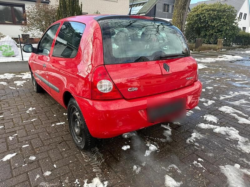 Gebraucht Renault Clio II 75 PS (55 kW) 2011 Rot Kleinwagen