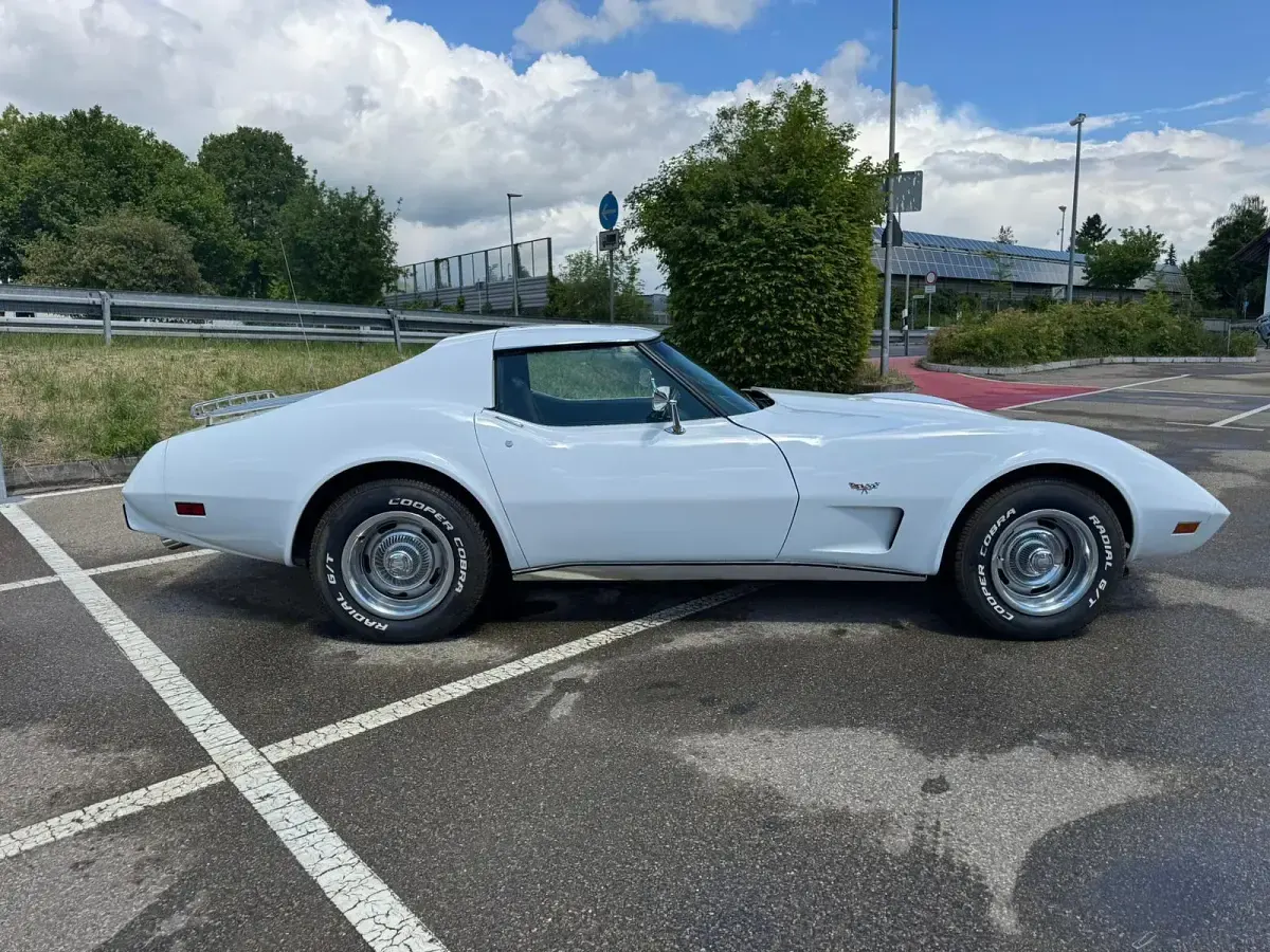 Gebraucht Chevrolet Corvette C3 190 PS (139 kW) 1977 Weiß Coupé