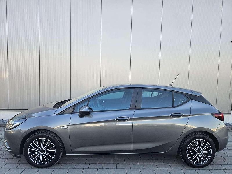 Gebraucht Opel Astra Edition 150 PS (110 kW) 2018 Grau Limousine