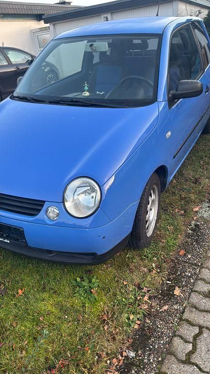 Blau Gebraucht 2001 VW Lupo Basis Kleinwagen | 1.500 € (Fairer Preis) - Bild 1/3