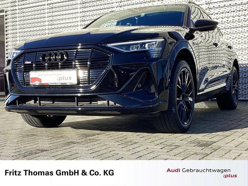 Mythosschwarz Gebraucht 2022 Audi e-tron Sportback Black Edition SUV | 39.590 € (Fairer Preis) - Bild 1/4
